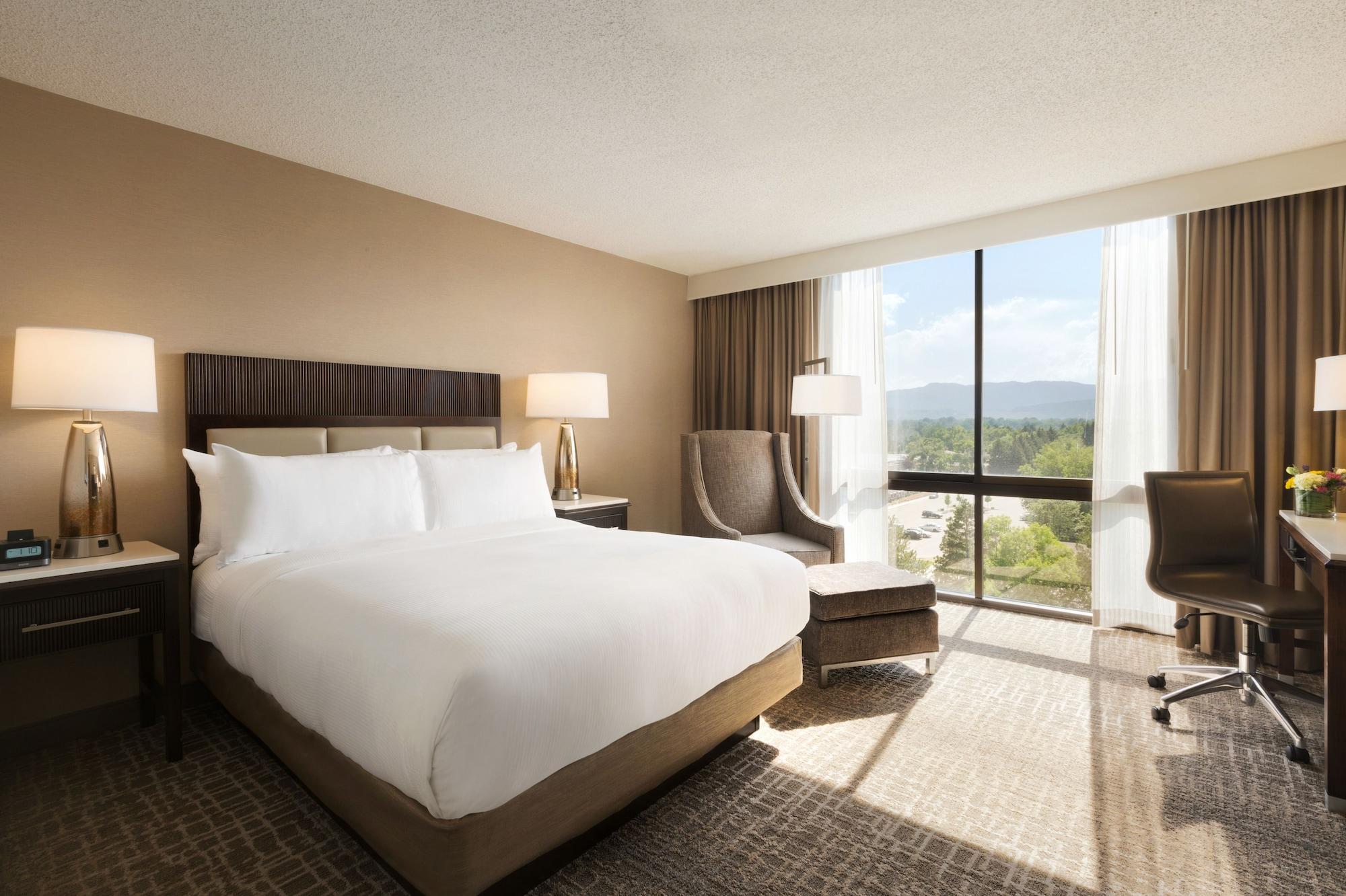 Hilton Форт Колинс Екстериор снимка