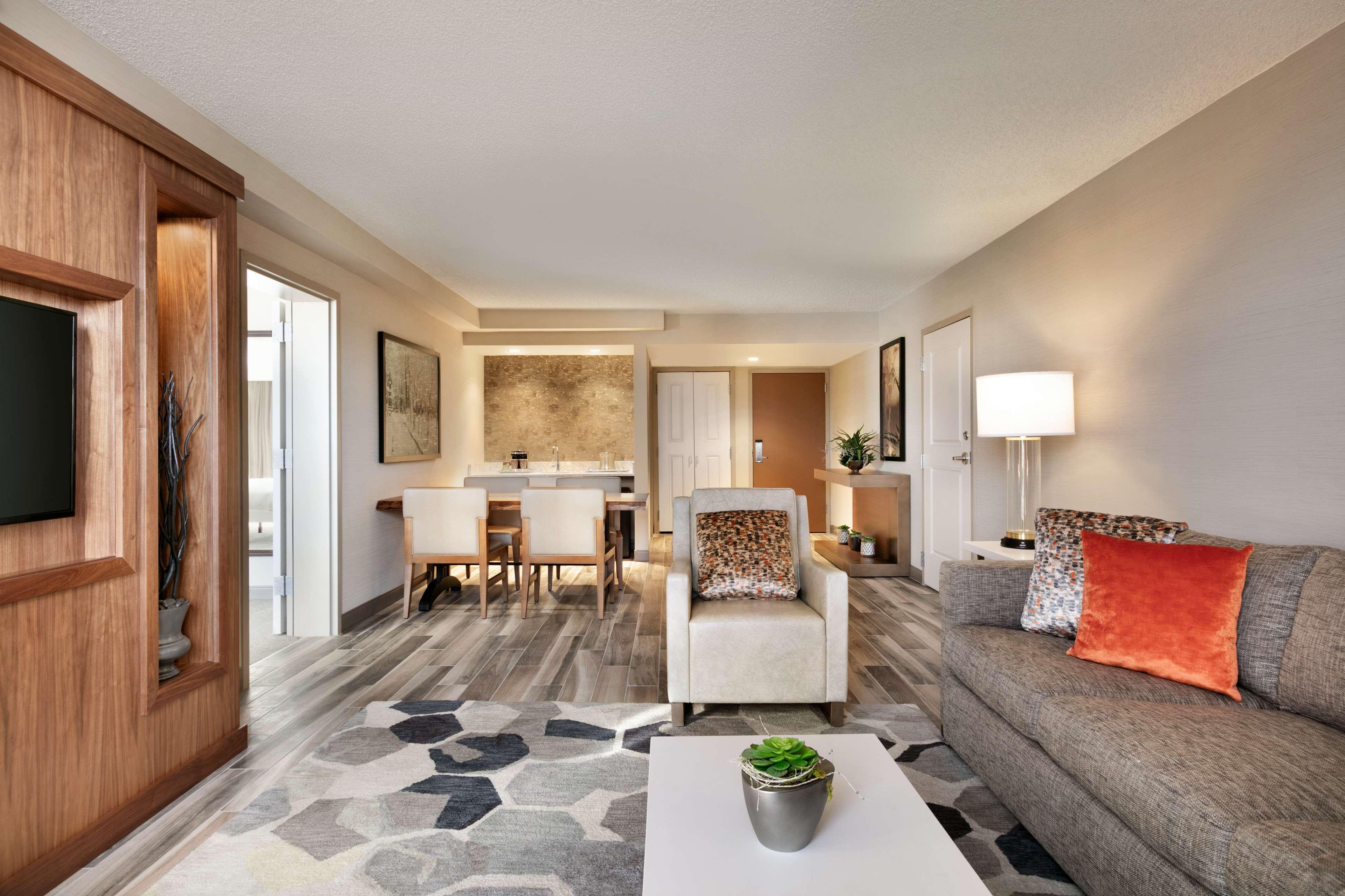 Hilton Форт Колинс Екстериор снимка