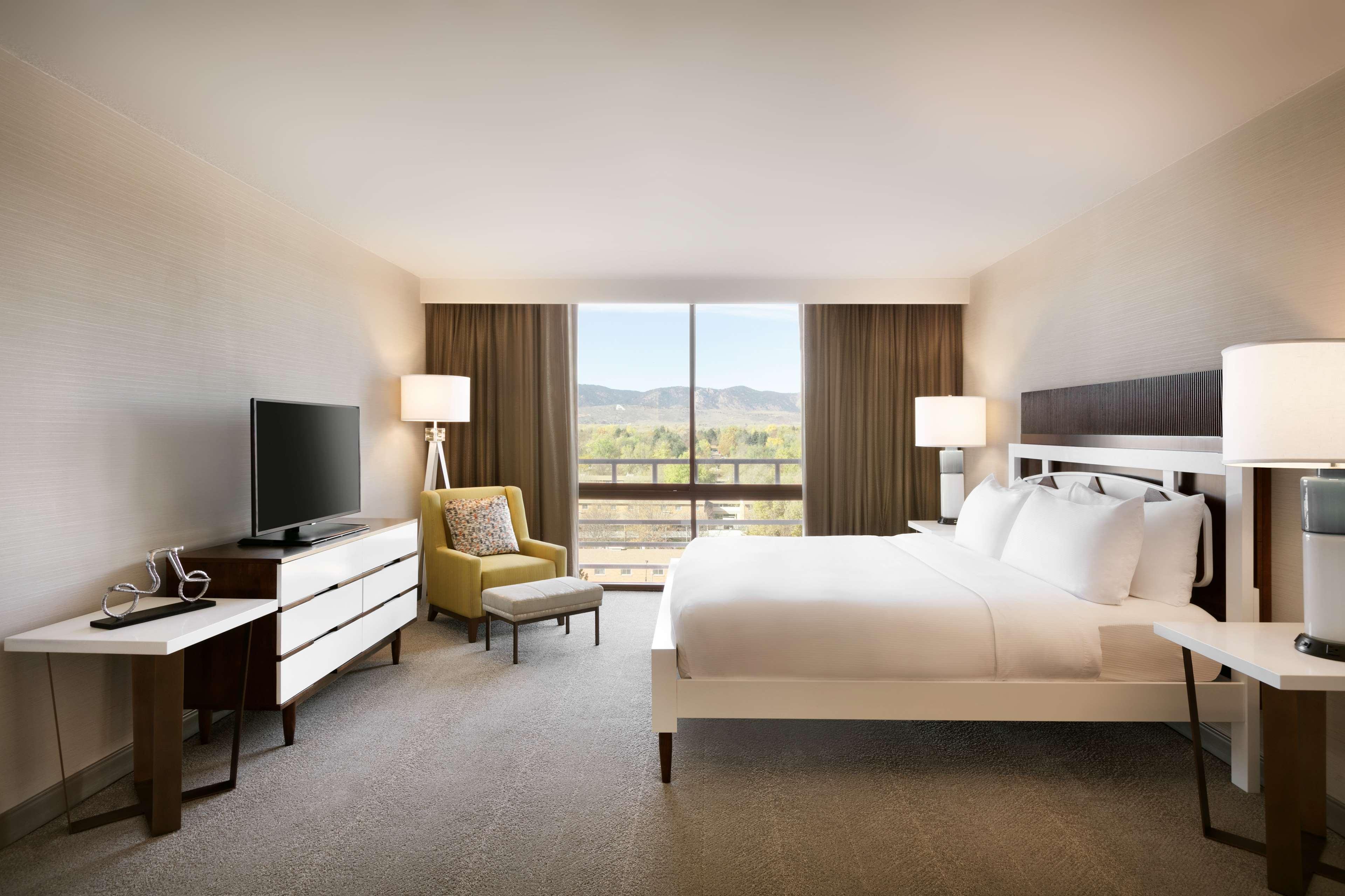 Hilton Форт Колинс Екстериор снимка