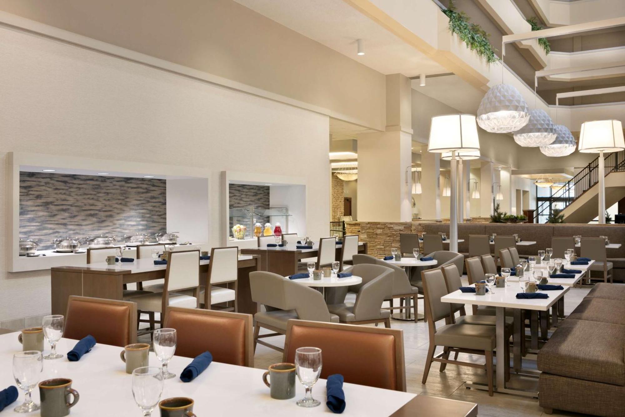 Hilton Форт Колинс Екстериор снимка