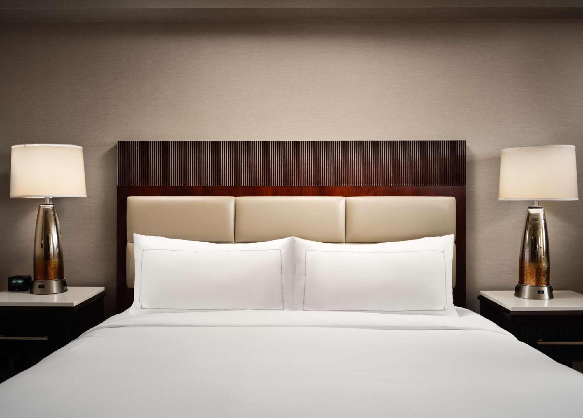 Hilton Форт Колинс Екстериор снимка
